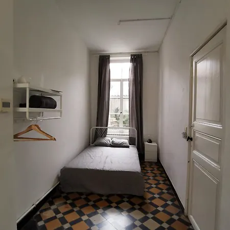 Spacious In Centre Homestay *