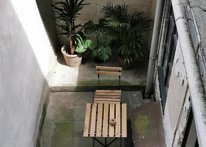 Spacious In Centre *